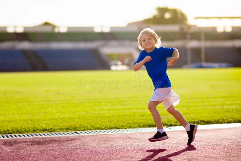 图片报：戴维斯即将复出，穆西亚拉预计明年初回归