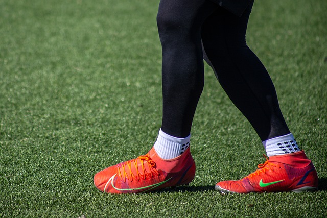 吃饭或聊天 吃饭或聊天